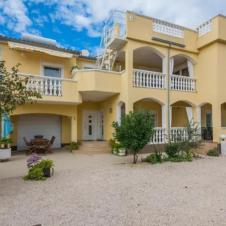 Sarlija Apartment