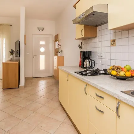 Apartment Sarlija *