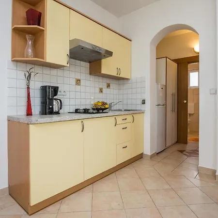 Sarlija Apartment Vir