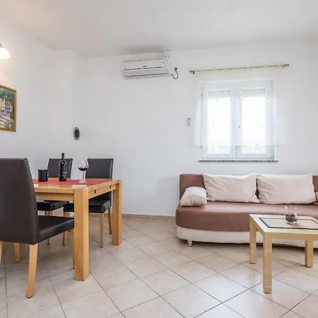 Sarlija Apartment Vir